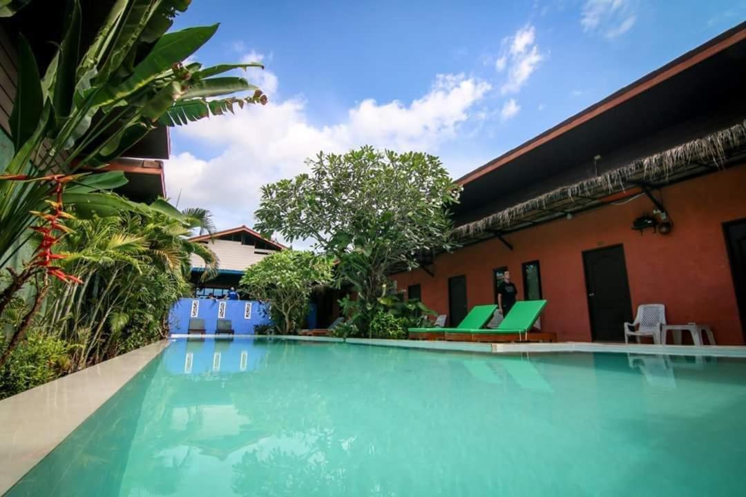 2 Home Chalong Exterior photo