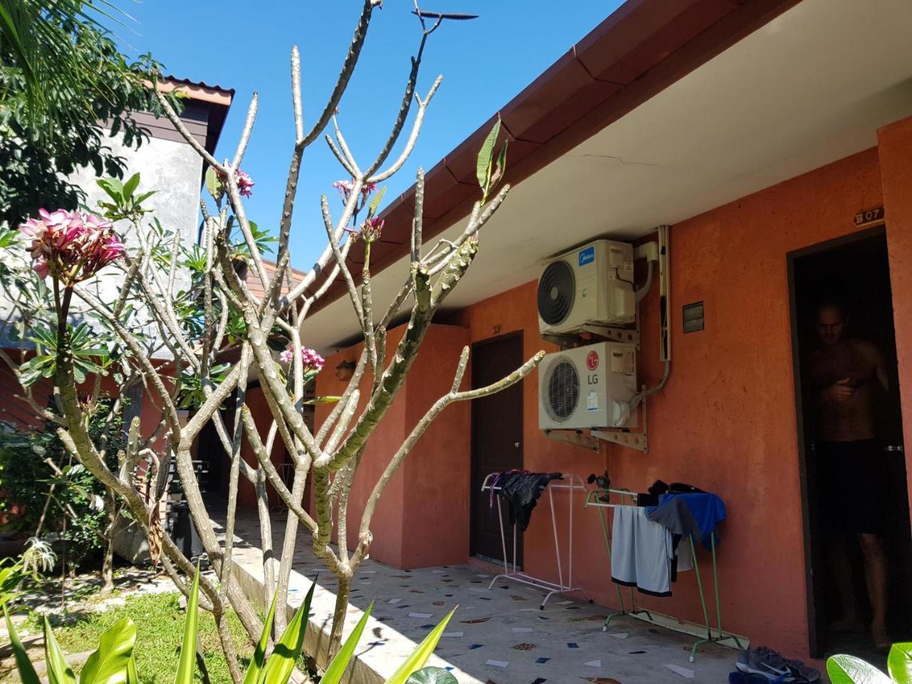 2 Home Chalong Exterior photo