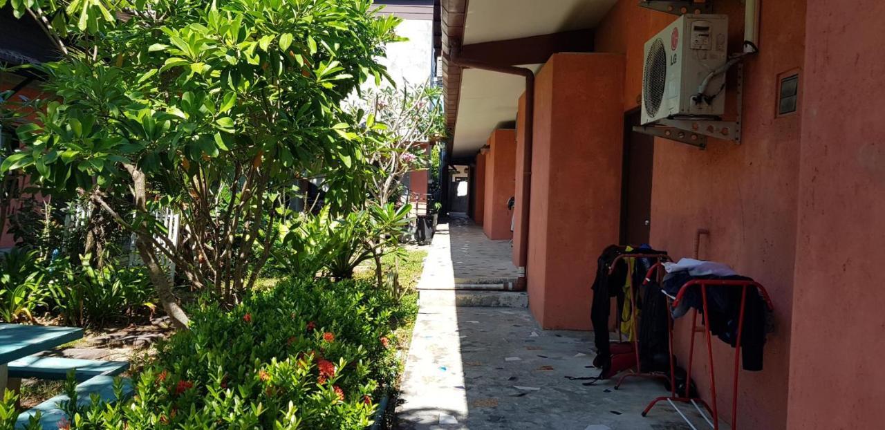 2 Home Chalong Exterior photo